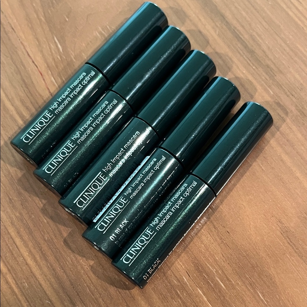 New Clinique bundle of 5 high impact mascara 💕